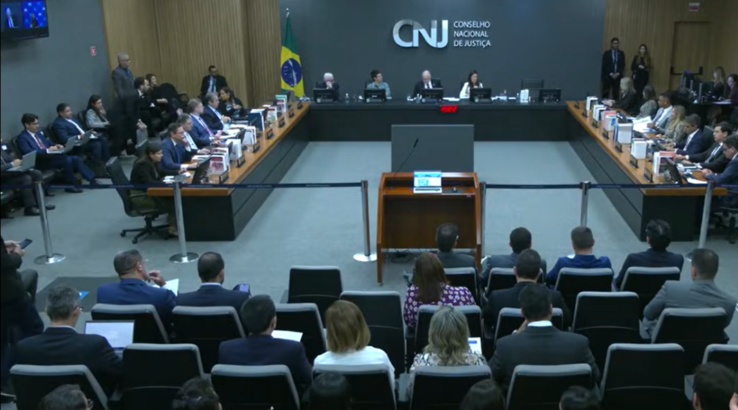 CNJ: Magistrados terão contracheque único e controle de supersalários