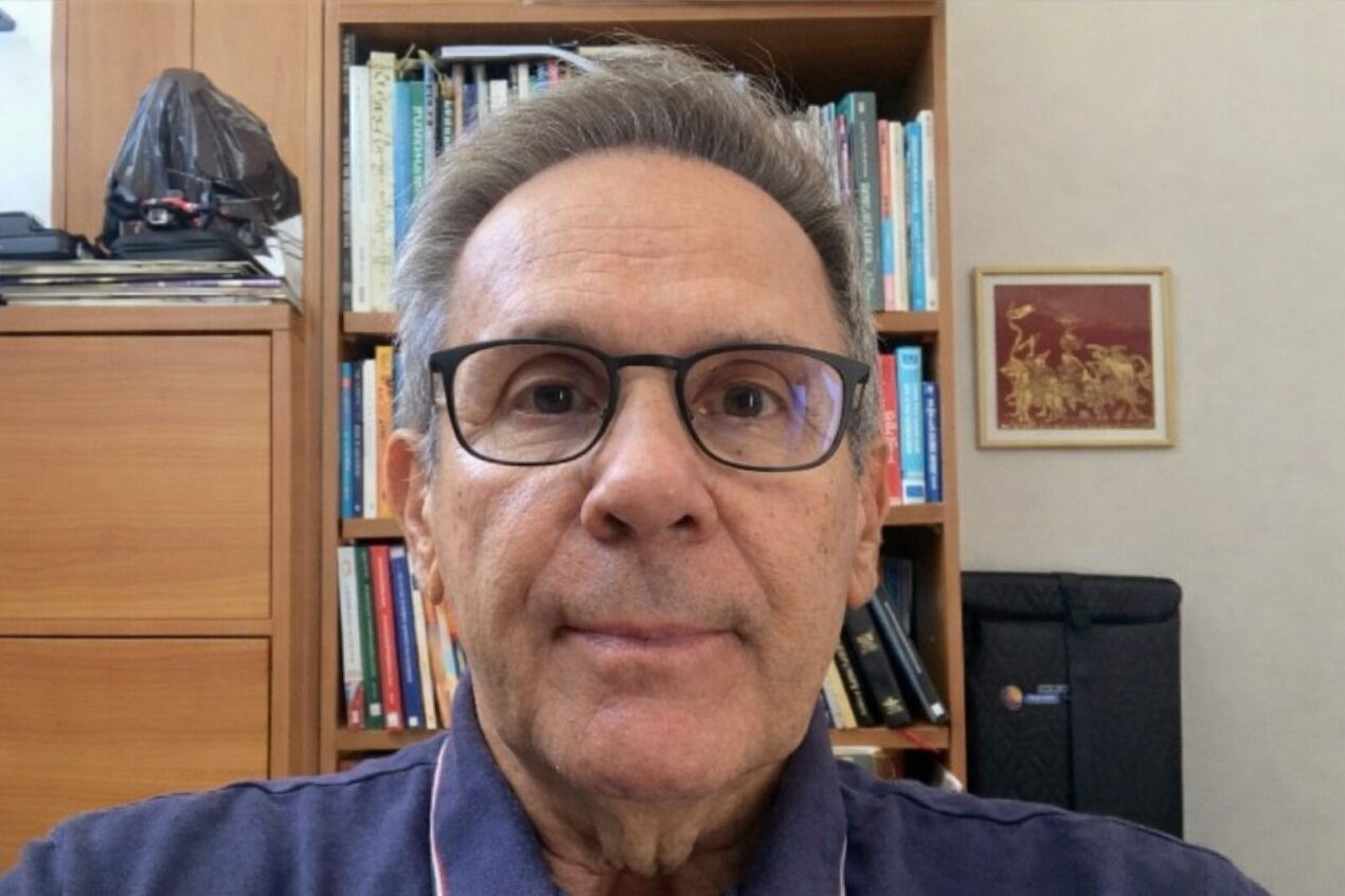 Ao vivo no BC TV: Cientista social diz que é preciso falar sobre política