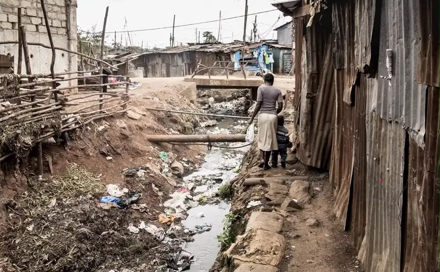 Pobreza atinge menor nível histórico, mas desigualdade volta a subir no país